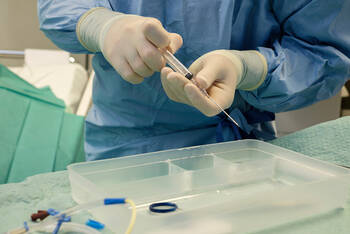 Marburger Bund einigt sich mit VKA auf 3,35 Prozent mehr Gehalt