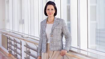 Katrin Porsch übernimmt ab September die Geschäftsführung der Helios Weißeritztal-Kliniken. Sie folgt auf Ralf Schönherr. 