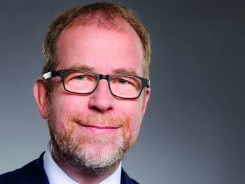 Debatte über Hüft-OP