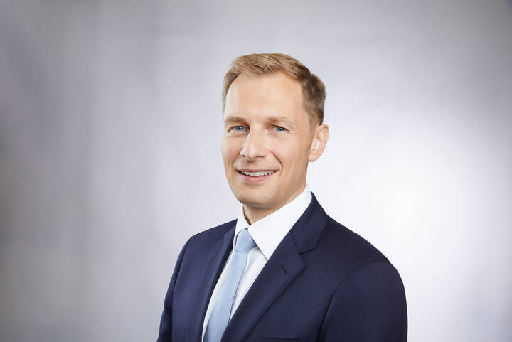 Held leitet DRK Kliniken Berlin