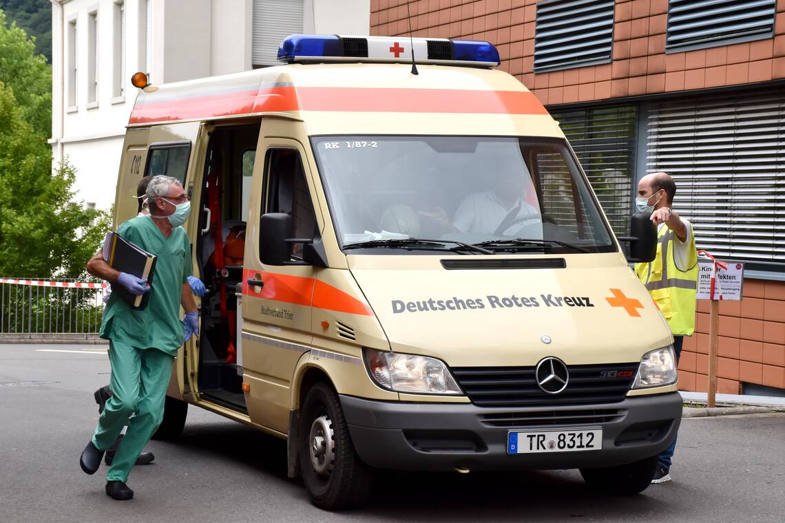 Unwetter in NRW und RLP - Nach Hochwasser: Lage in den Kliniken