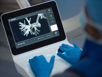 Hightech braucht Zentren Hightech braucht Zentren