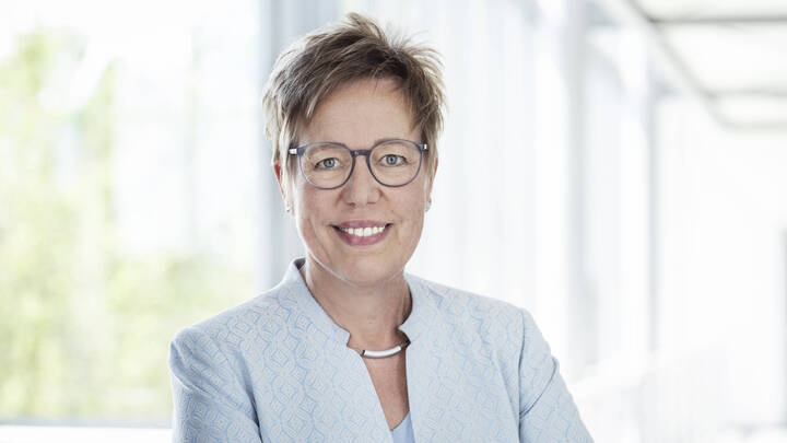 Angela Bartels Sana Kliniken AG