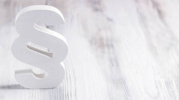 Gericht schickt falsche Ärztin in Psychiatrie