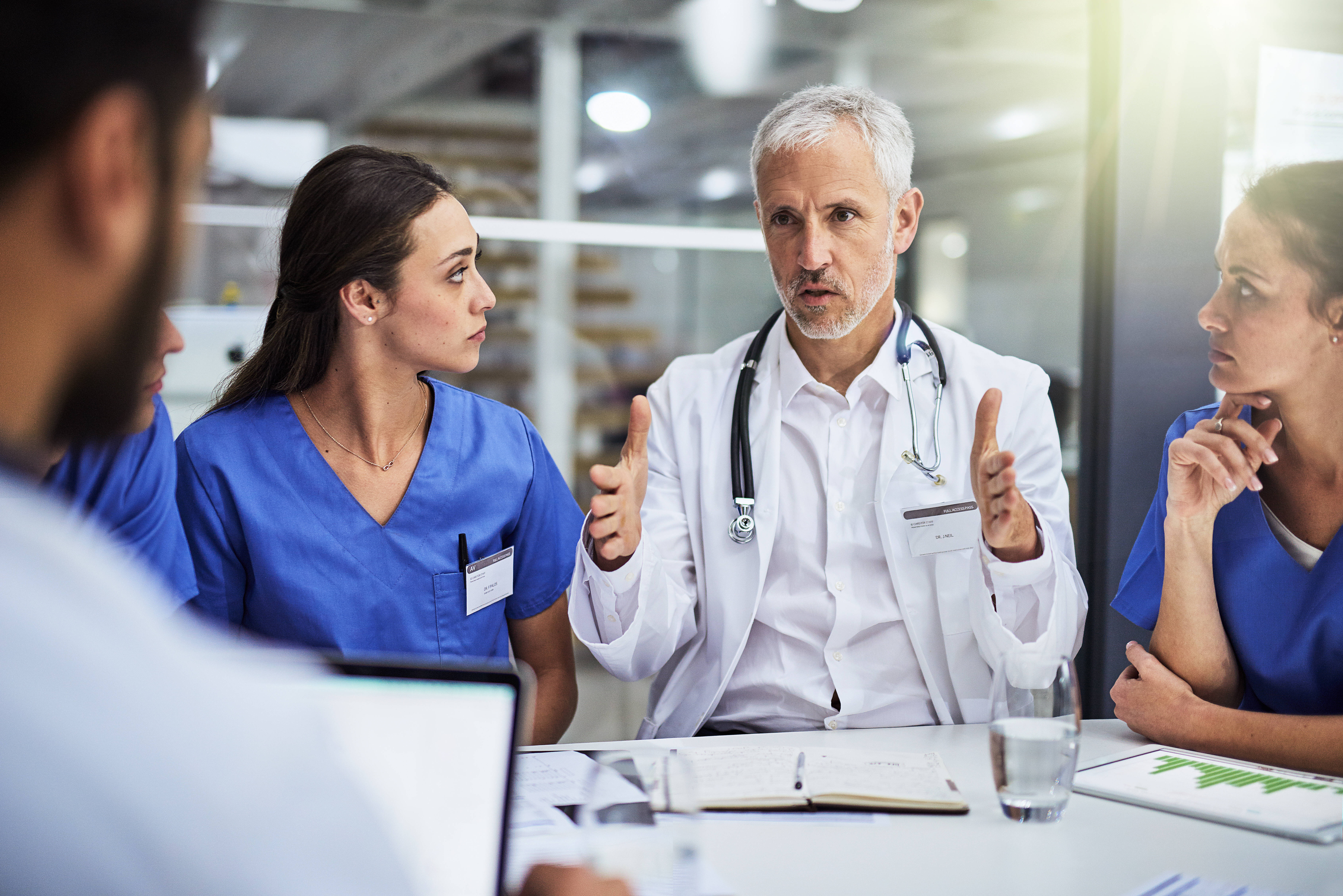 Работник медицины. Доктора разных специальностей. Медицинский представитель. Работаю в сфере медицины. Разные врачи.