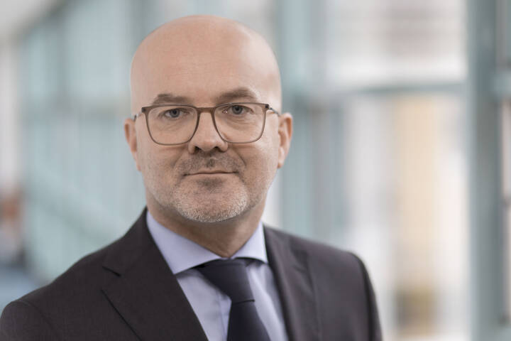 Windmann übernimmt Vorstandsvorsitz der AKH-Gruppe