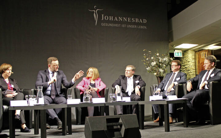 "Werden uns die Situation in der Rehabilitation ansehen"