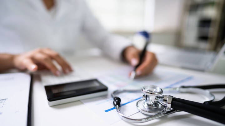 40,1 Prozent der Krankenhäuser erreichen die 5-Prozent-Prüfquote 40,1 Prozent der Krankenhäuser erreichen die 5-Prozent-Prüfquote