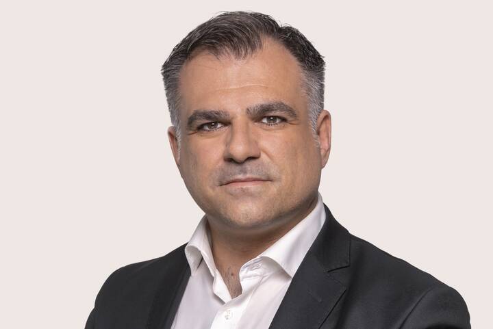 Beim großen Sozialthema Pflege steht die Koalition nach ihrer jüngsten nächtlichen Einigung vor neuen Debatten. Im Bundestag könnte es dazu bald hoch hergehen.