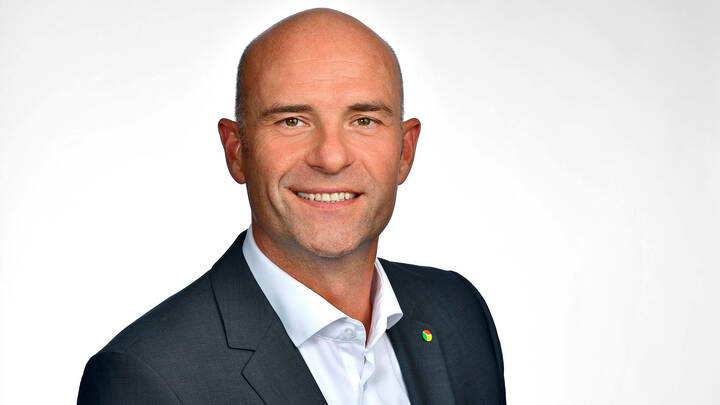 Klinikverbund Südwest verlängert Vertrag mit Martin Loydl