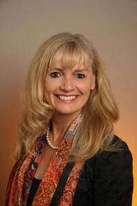 Dr. Sylvia Claus