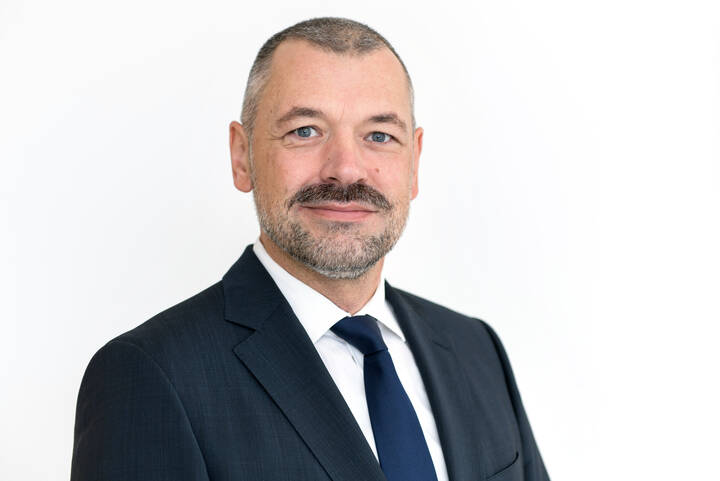 Beblacz bleibt Kaufmännischer Direktor des UKH Beblacz bleibt Kaufmännischer Direktor des UKH