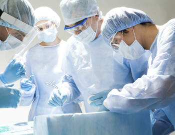 Chirurgen kontra AOK-Einweiserprämie