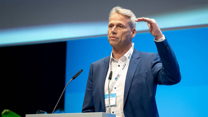 Dirk Albrecht bleibt Vorsitzender des Katholischen Krankenhausverbands Deutschland (KKVD) Dirk Albrecht bleibt Vorsitzender des Katholischen Krankenhausverbands Deutschland (KKVD)