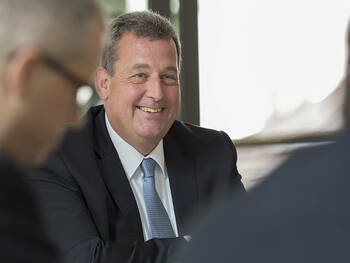 Rhön erzielt höheren Umsatz, aber weniger Gewinn 