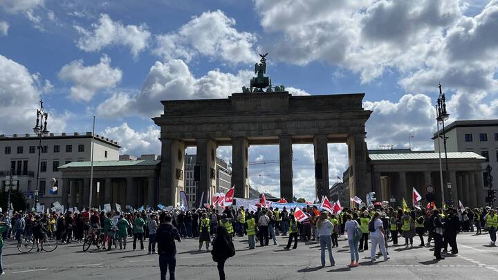 Klinik-Protest gegen das GKV-Spargesetz Klinikproteste vor dem Brandenburger Tor