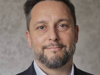 Henrik Fischer ist Verwaltungsdirektor der Rehaklinik Großenhain