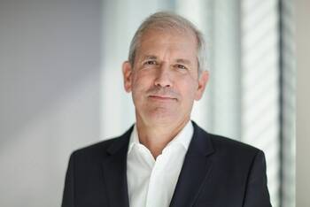Am Universitätsklinikum Schleswig-Holstein wird ein Spitzenposten neu besetzt: Vorstandschef Jens Scholz wird zum Sommer 2027 altersbedingt aufhören. Die Suche nach einem Nachfolger oder einer Nachfolgerin läuft.