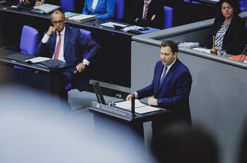 Lars Klingbeil: "Verschiebebahnhof" für Gesundheit reicht nicht