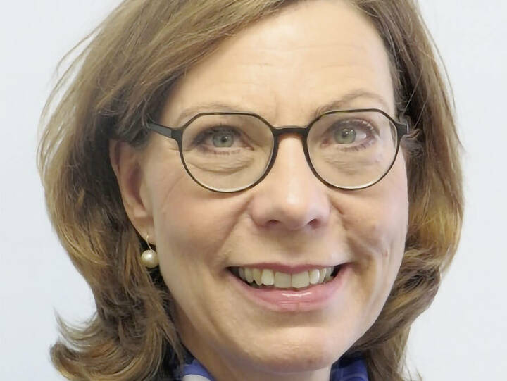 Andrea Bronner übernimmt in Bremen