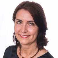 Dr. Christine Bienek