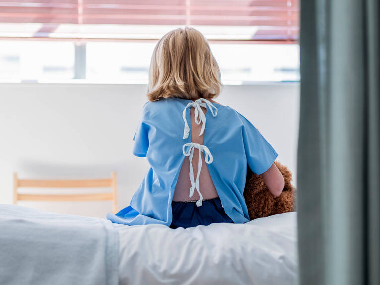 Kinderkliniken in Not