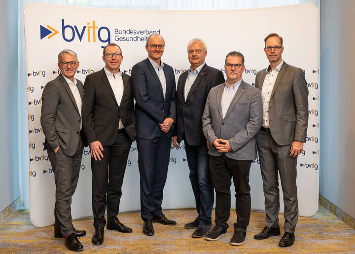 Vorstand bleibt weiteres Jahr