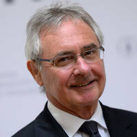 Univ.-Prof.Dr.Dr. Wilfried von Eiff Univ.-Prof.Dr.Dr. Wilfried von Eiff