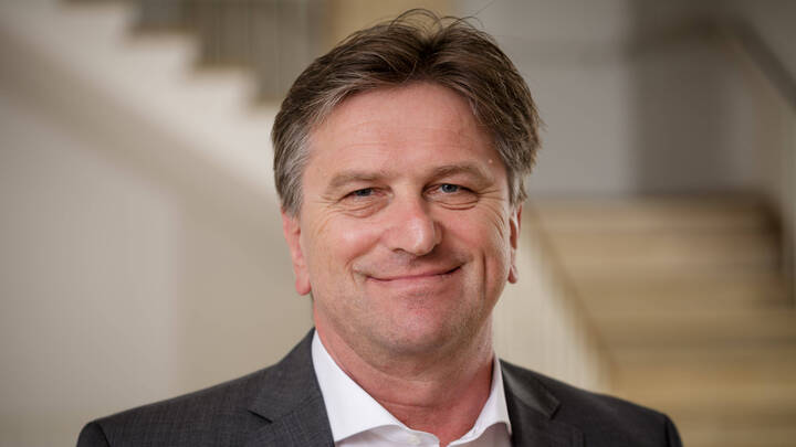 Manne Lucha Manne Lucha