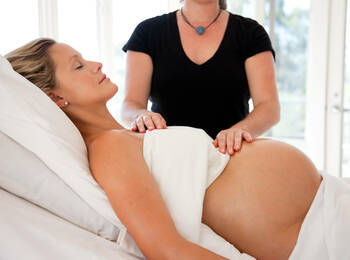 Mehr Geld für Hebammen