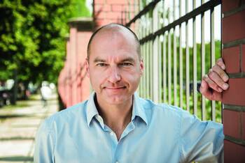 "Man findet dann am besten Gehör, wenn man sich selbst hinterfragt"