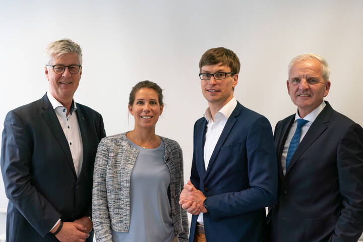 EKK holt Dehne und Rüger