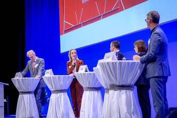 Reformforderungen und rätseln um den Rettungsschirm