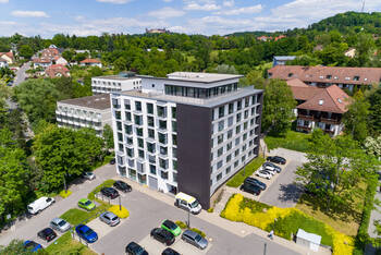 Regiomed bleibt im Minus