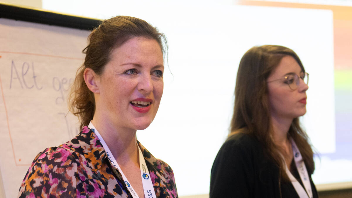 Julia von Grundherr und Katharina Lutermann