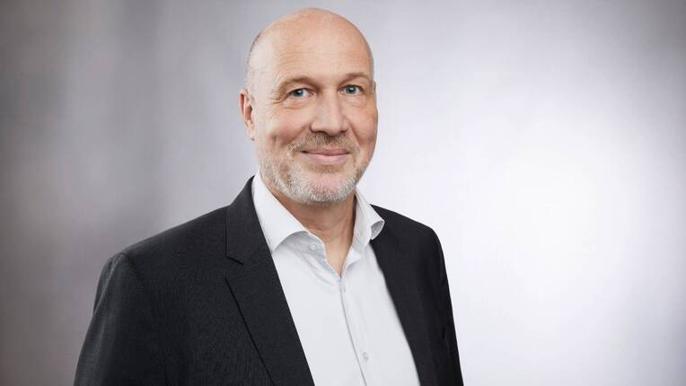 Dr. Christian Friese 