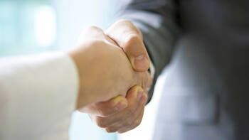 Ameos Klinika in Bremerhaven mit neuem Krankenhausdirektor 