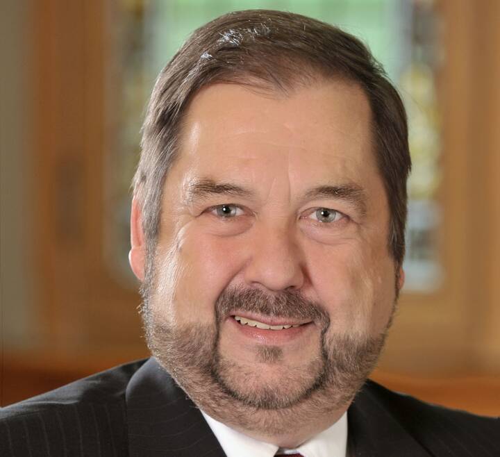 Holger Höhmann als Fachgruppenleiter verabschiedet
