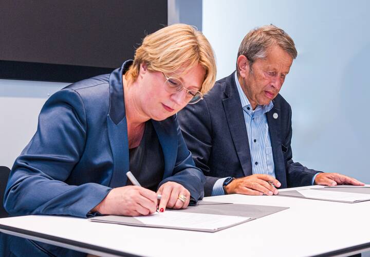 Charité kooperiert mit Intel bei KI-Entwicklung 