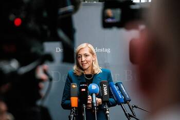 Warken verspricht 20-Milliarden-Sparpaket für 2027