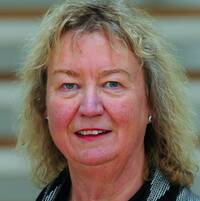 Prof. Dr. Angelika Zegelin