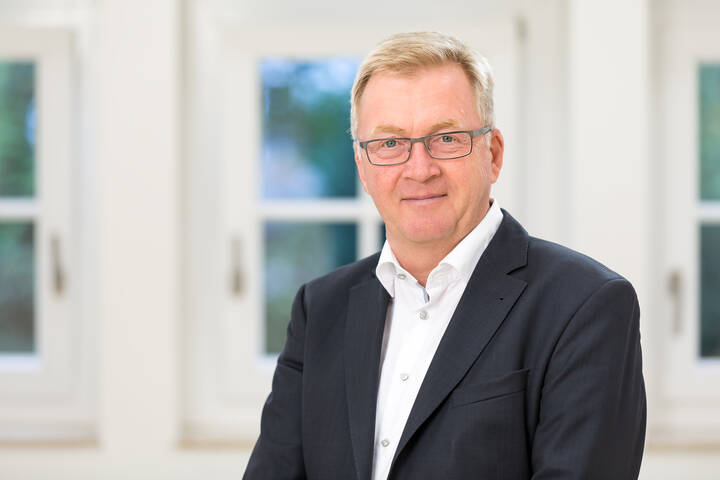 Staatssekretär Westerfellhaus fordert mehr Geld für Pflegekräfte