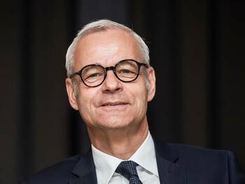 Clemens Maurer bleibt Vorstandsvorsitzender des Klinikverbunds Hessen