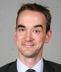 Dr. Simon Loeser Dr. Simon Loeser