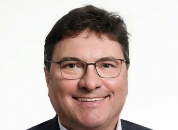 "Es schließen sich vier gesunde Unternehmen zusammen"