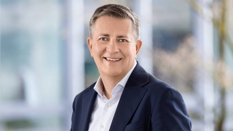Thomas Lemke , Chief Executive Officer (CEO) der Sana Klinken AG