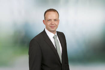 Weiß folgt auf Sprengler