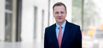 Schmitt wird Geschäftsführender Direktor in Hannover