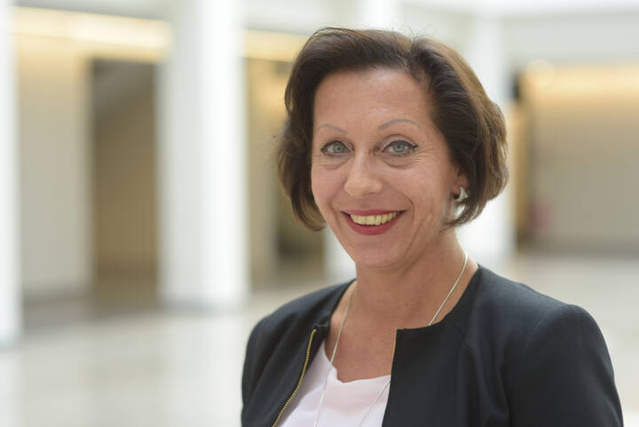 Heepe bleibt Direktorin an der Charité