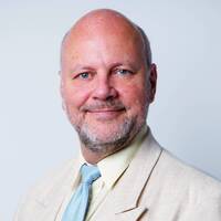 Dr. Axel Paeger